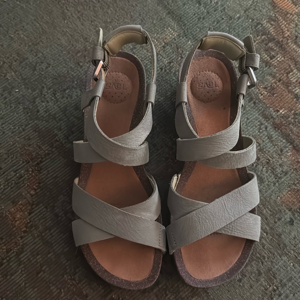 Teva Mahonia Wedge Leather Sandals